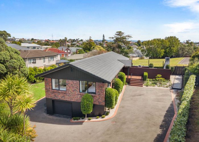  at 9 Lindsay Place, Hillsborough, Auckland City, Auckland