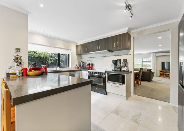  at 20 Springcrest Drive, Karaka, Papakura