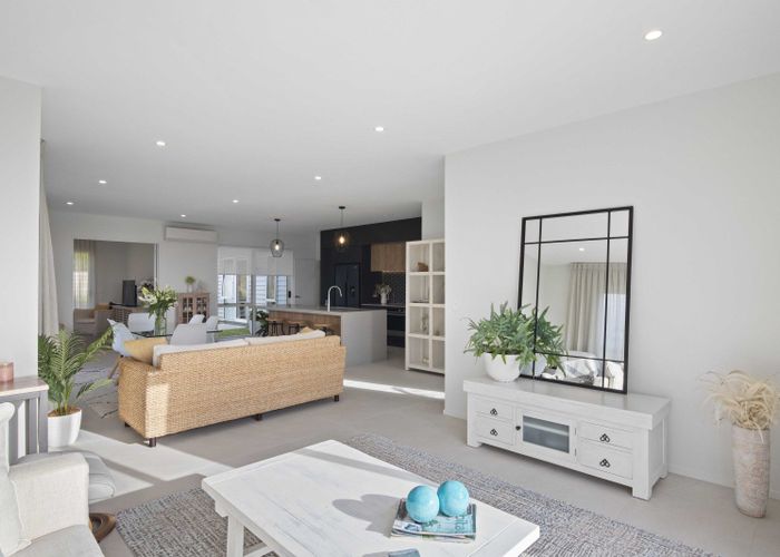 at 37 Motukaraka Drive, Beachlands, Auckland