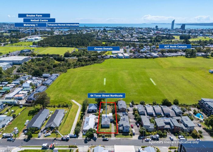 at 64 Tonar Street, Northcote, North Shore City, Auckland