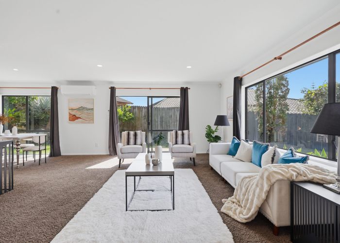  at 35 Peninsula Road, Mangere, Manukau City, Auckland
