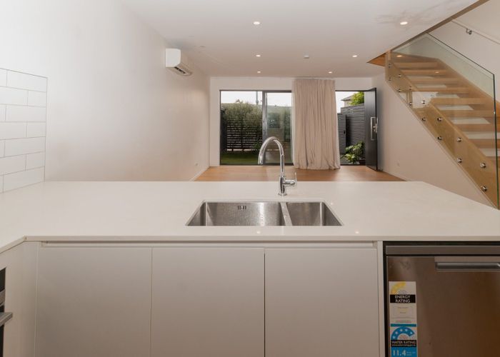  at 52C Selwyn Avenue, Mission Bay, Auckland