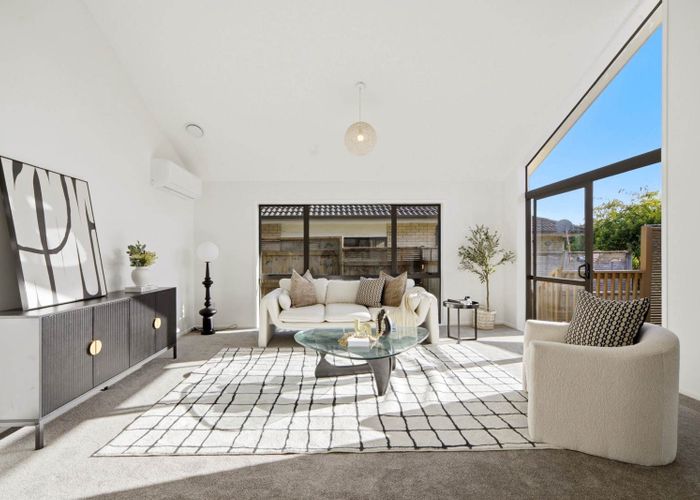  at 8 Ravine Lane, Oteha, North Shore City, Auckland