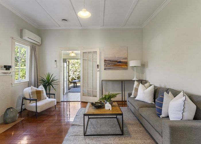  at 2/8 Clyde Street, Epsom, Auckland City, Auckland