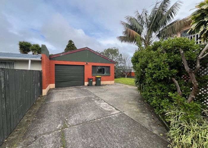  at 117 Wharf Road, Te Atatu Peninsula, Waitakere City, Auckland