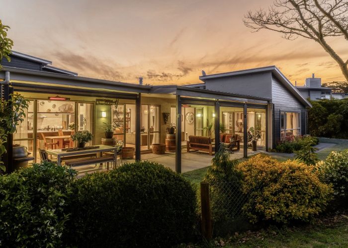  at 12 Cotswolds Close, Otamatea, Whanganui, Manawatu / Whanganui