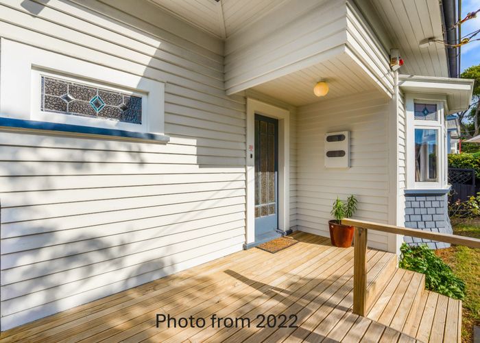  at 26 Waiohua Road, Greenlane, Auckland City, Auckland