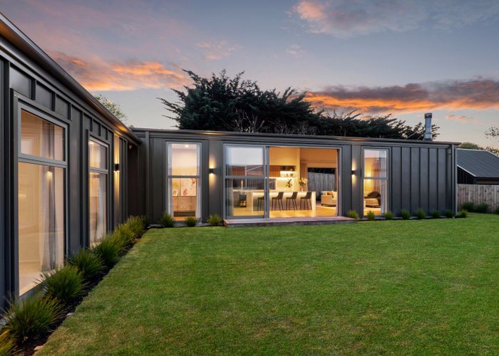  at 13 Barnfields Close, Halswell, Christchurch City, Canterbury