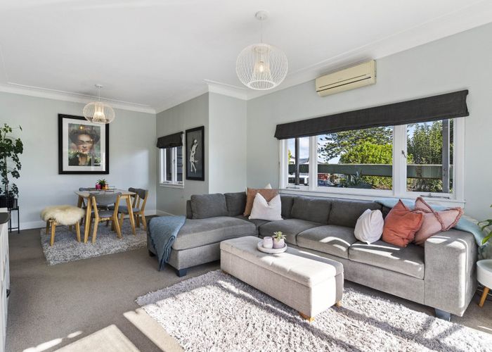  at 7A Worcester Road, Meadowbank, Auckland