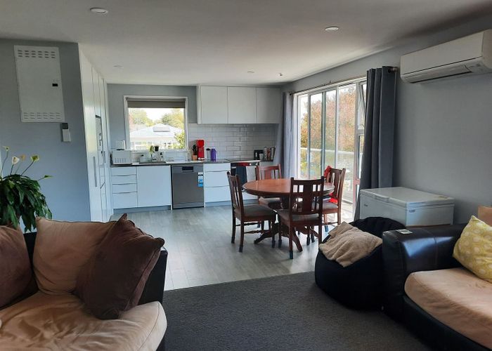  at 1/160 Geraldine Street, Edgeware, Christchurch