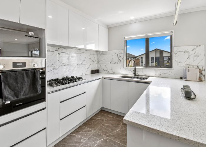  at 22 Survila Street, Takanini, Auckland