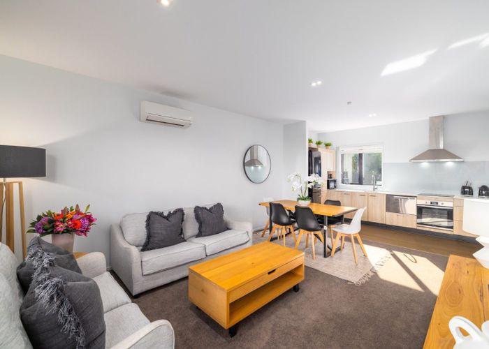  at 2/17 Salisbury Street, Christchurch Central, Christchurch