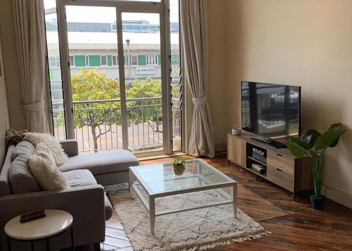  at 2/6 Kingdon St, Newmarket, Auckland City, Auckland