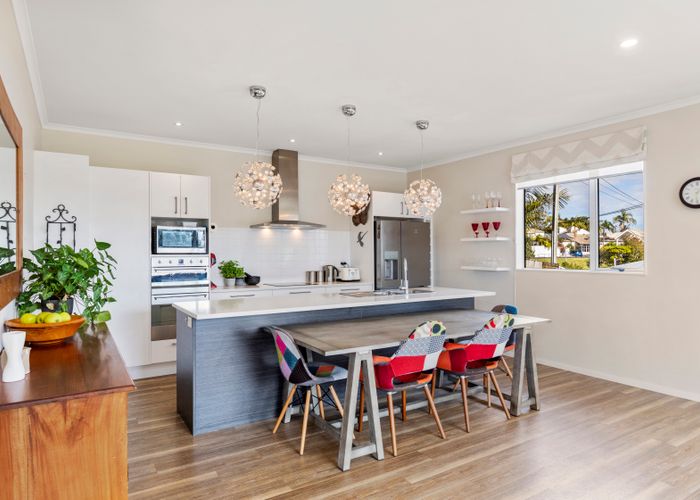  at 90 Connell Street, Blockhouse Bay, Auckland