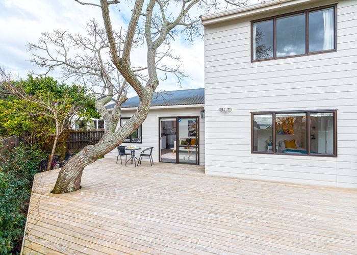  at 37C Saxon Street, Waterview, Auckland