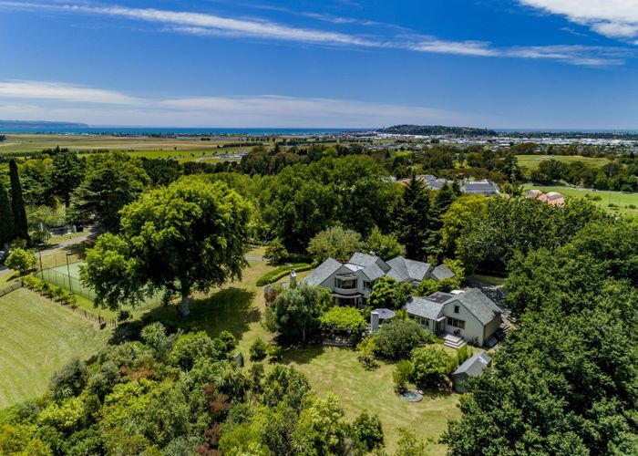  at 124 Puketitiri Road, Napier