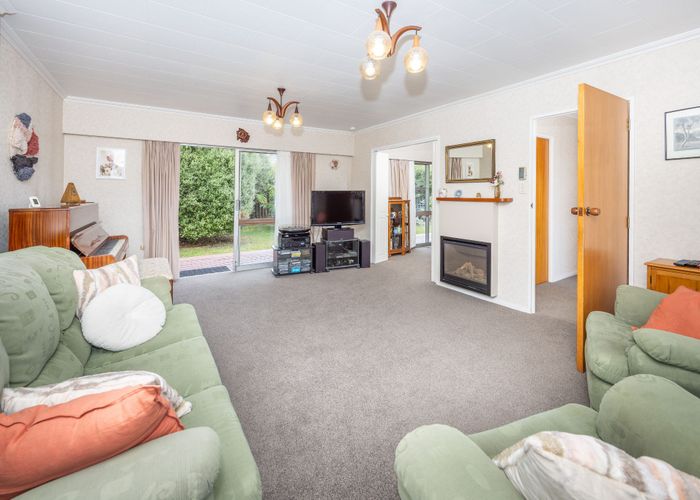  at 32 Caernarvon Street, Dinsdale, Hamilton, Waikato