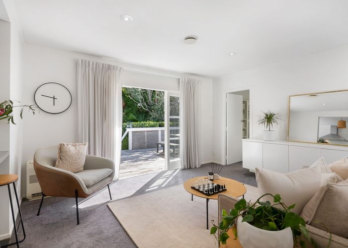  at 40 Paragon Avenue, Beach Haven, North Shore City, Auckland