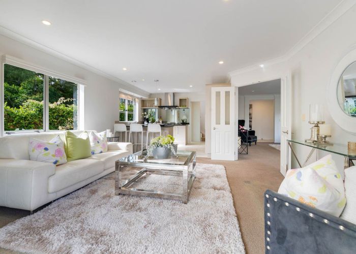  at 8 Amaretto Avenue, Flat Bush, Manukau City, Auckland