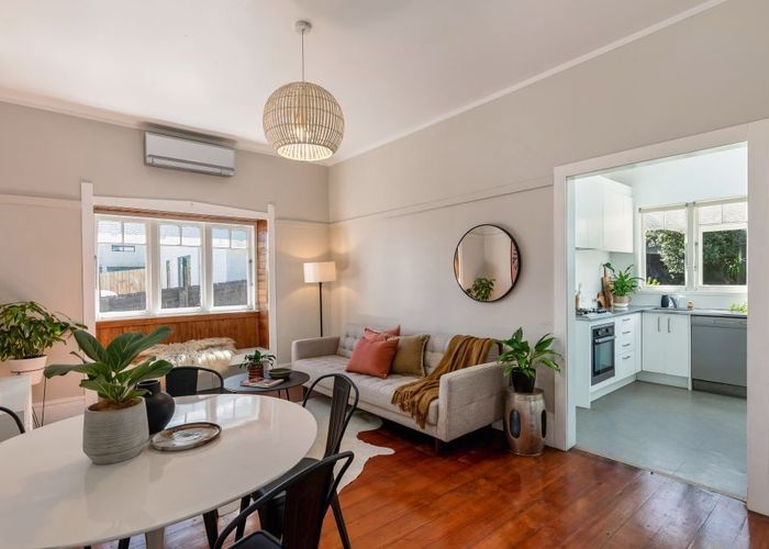  at 6 Geddes Terrace, Avondale, Auckland City, Auckland
