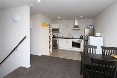  at 5/100 Knighton Road, Hillcrest, Hamilton, Waikato