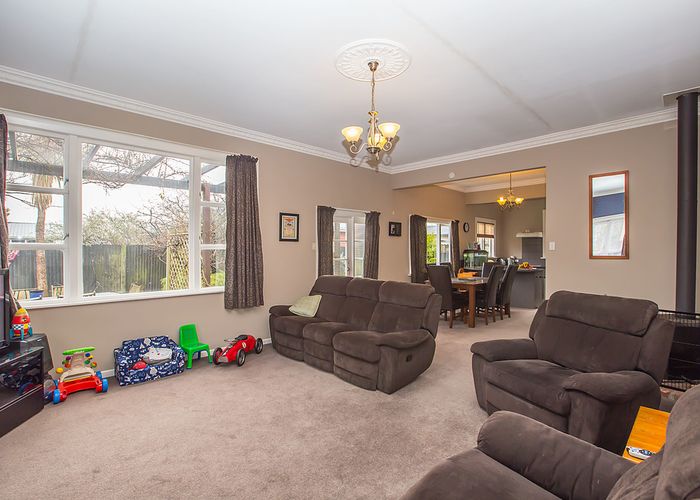  at 77 Gordon Street, Lansdowne, Masterton