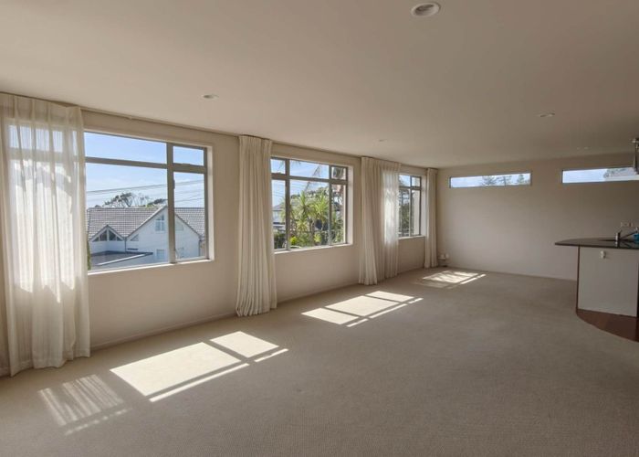  at 20 Bournemouth Terrace, Murrays Bay, North Shore City, Auckland