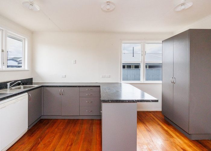  at 10 Hunter Street, Milson, Palmerston North