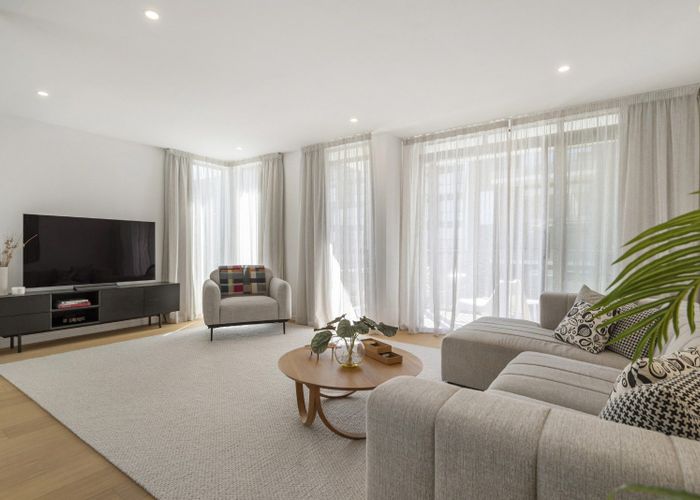  at 2 Amber Court, Stonefields, Auckland City, Auckland