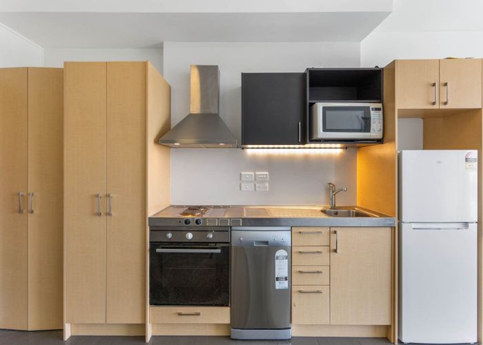  at 809/17 Putney Way, Manukau, Manukau City, Auckland