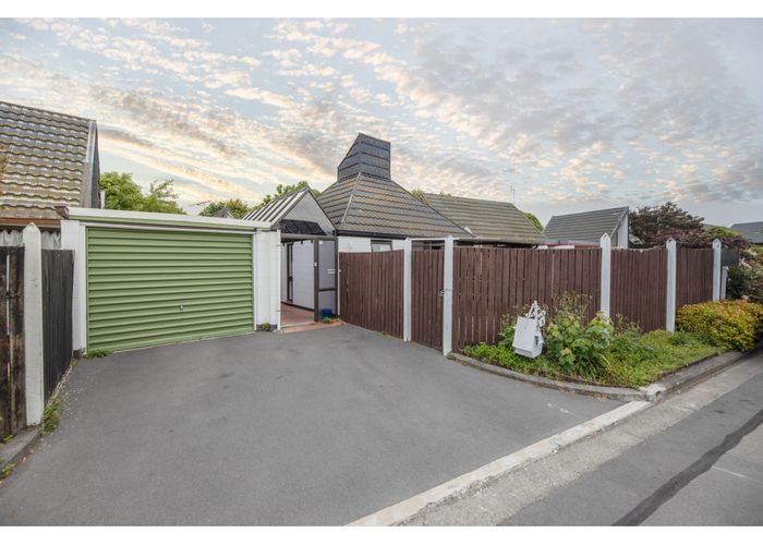  at 43H Waimairi Road, Upper Riccarton, Christchurch