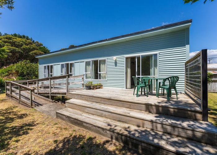  at 25 Te Moana Road, Waikanae Beach, Waikanae