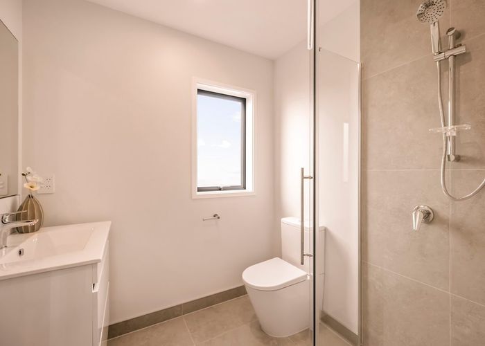  at 11/48 Moire Road, Massey, Waitakere City, Auckland