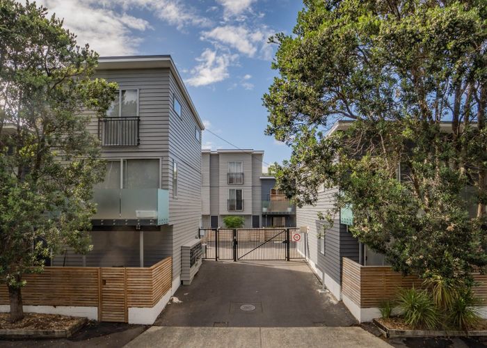  at 26 Mary Street, Mount Eden, Auckland City, Auckland