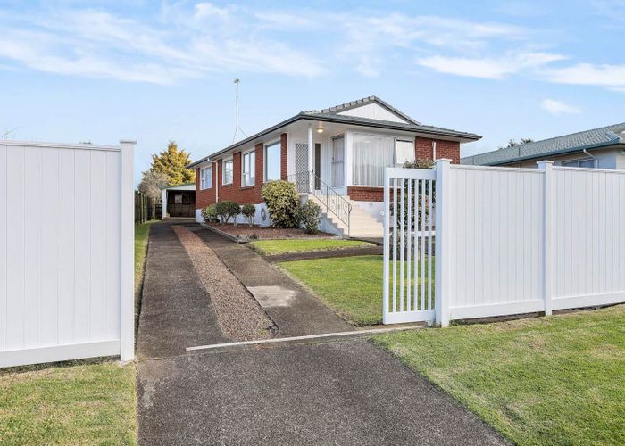  at 60 Eban Avenue, Hillcrest, North Shore City, Auckland