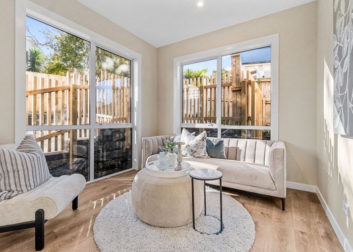  at 9C Olwyn Place, Greenhithe, North Shore City, Auckland