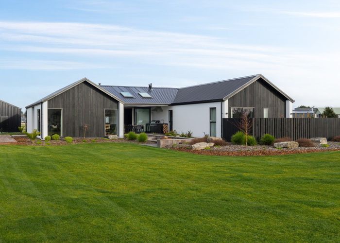  at 46 Captain Stone Road, Hamilton