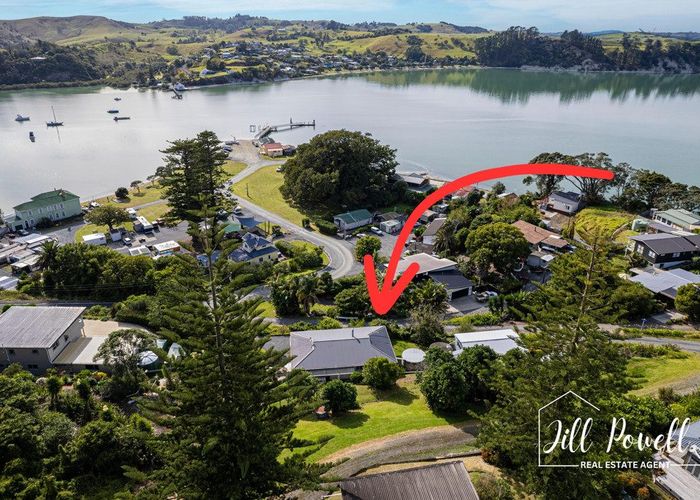  at 2 Cliff Street, Pahi, Paparoa