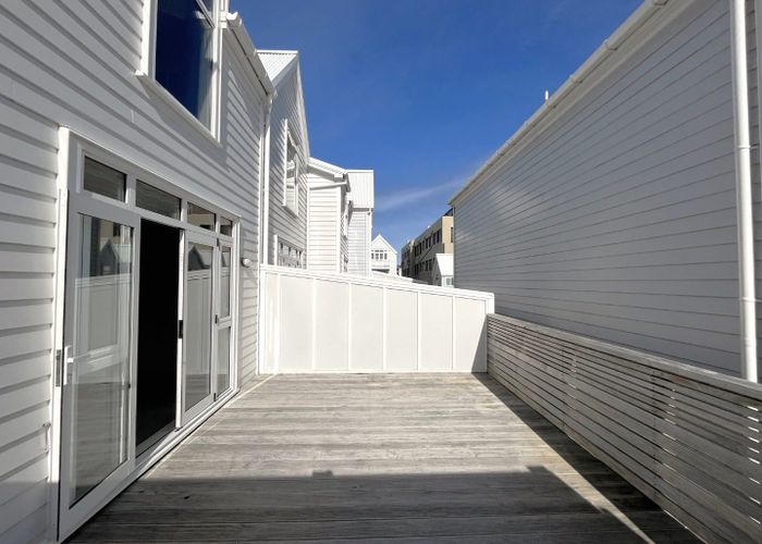  at 35/35 Pirie Street, Mount Victoria, Wellington