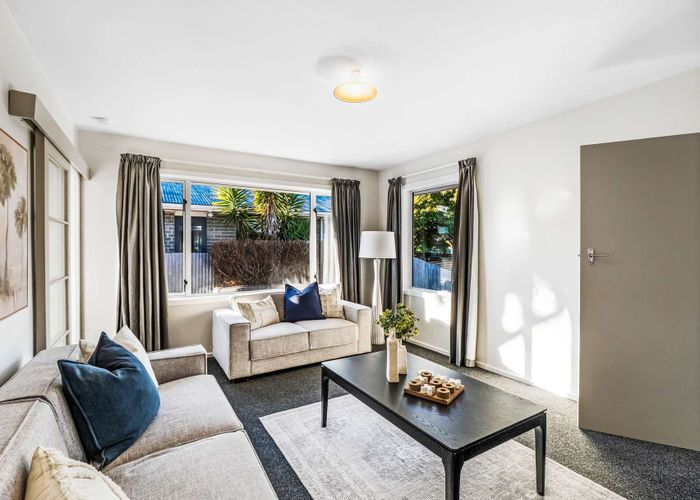  at 19 Glenora Place, Hornby, Christchurch City, Canterbury