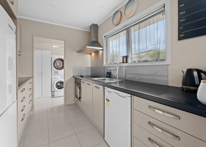  at 1/71 Moore Street, Howick, Manukau City, Auckland
