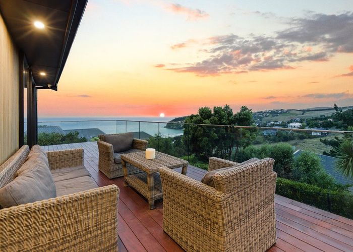  at 165 Clifton Terrace, Sumner, Christchurch City, Canterbury