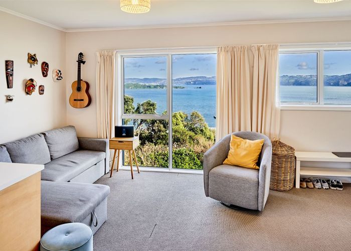  at 8C Nikau Road, Point Howard, Lower Hutt