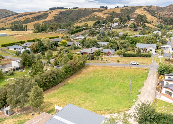  at 15 Snowdon Street, Allanton, Mosgiel