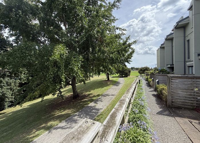  at 5/266 Shirley Road, Papatoetoe, Manukau City, Auckland