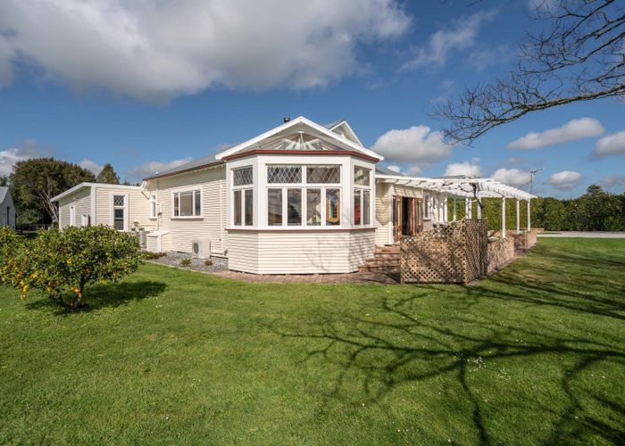  at 152 Marshmeadow Road, Newstead