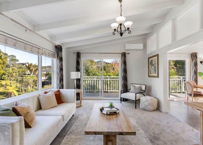  at 292 Beach Road, Campbells Bay, North Shore City, Auckland