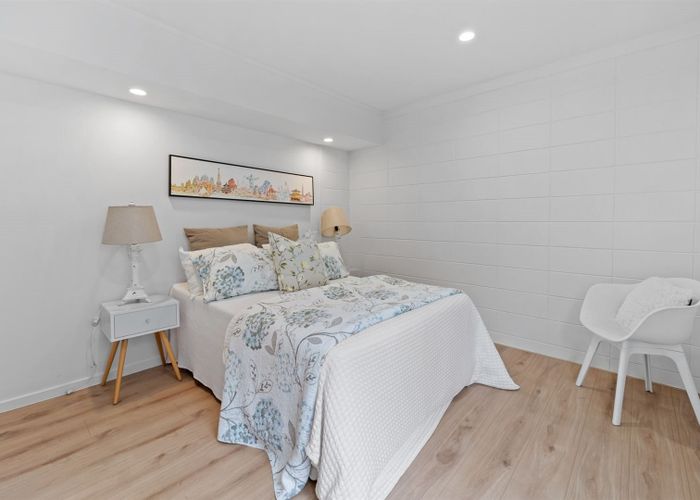  at 18A Archers Road, Glenfield, North Shore City, Auckland