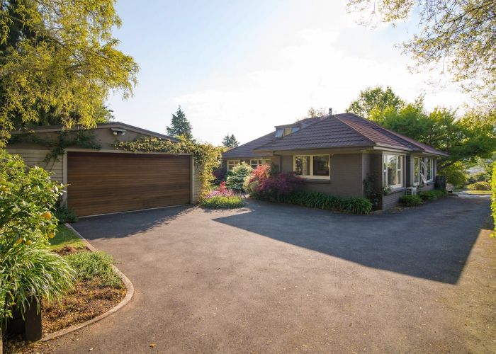  at 8 Awatea Terrace, Lynmore, Rotorua