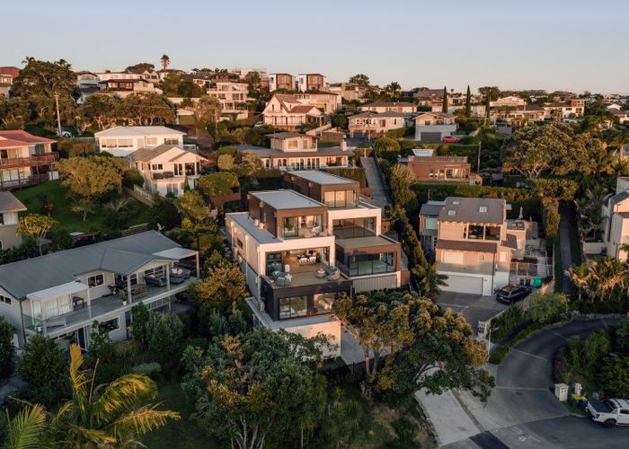  at 52 Beach Road, Castor Bay, North Shore City, Auckland